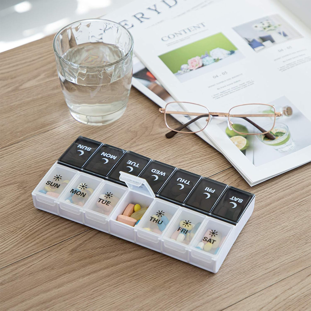 DANYING Large Pill Organizer 2 Times a Day, Weekly Pill Box 2 Per Day, AM PM Pill Case, Day Night Pills Container 7 Day, Vitamin Case Twice a Day, Black & White